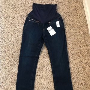 GAP MATERNITY JEANS NEW WITH TAGS